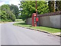 Telephone box, Durley