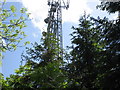NY9071 : Aerial mast at Lincoln Hill by Jim Heaton