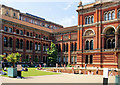 Victoria and Albert Museum, John Madejski Garden