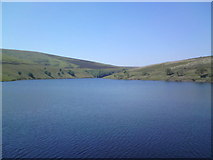 SO2330 : Grwyne Fawr Reservoir from the dam by Alan Sykes