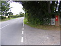 B1122 Yoxford Road & Four Crossways Victorian Postbox