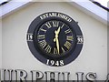 H3380 : Clock, LW Surphlis by Kenneth  Allen