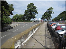 SJ4065 : The city walls towards Grosvenor Road by John S Turner