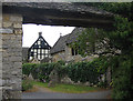 Approach to the church, Southam