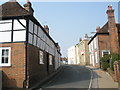 Road narrowing in Bank Street