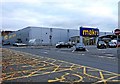 Makro Cash & Carry, Pitcairn Drive