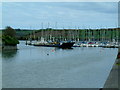 W6450 : Looking out of Kinsale harbour by Oliver Hunter