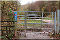 Offchurch Greenway: kissing gate at Welsh Road entrance