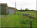 Footpath from the A256 to Felderland