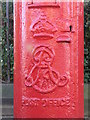 Edward VII postbox, South View - royal cipher