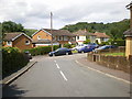 Junction of Dineley Avenue with Cross Lee Road