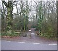 Private entrance into South Cubbington wood