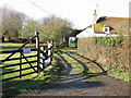 Driveway to Willow Cottage