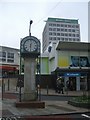 New clock in Victoria Street