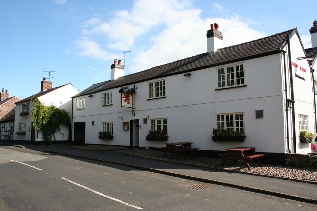 Red Lion, Little Budworth © Dave Dunford cc-by-sa/2.0 :: Geograph ...