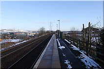 NT1894 : Lochgelly railway station south platform by edward mcmaihin