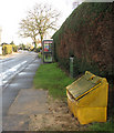 Grit bin in School Lane