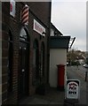 Postbox outside The Barbers Pole, London Rd