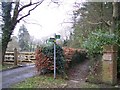 Footpath junction near Rolvenden Layne