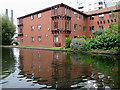 Apartments by the Worcester and Birmingham Canal