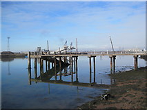 NZ3182 : Jetty and the River Blyth by Les Hull