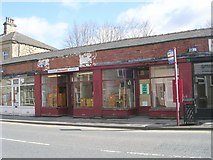 SE2123 : Colarch Discounts Store - Market Street by Betty Longbottom