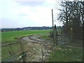 Gated approach, Tomley Hall Farm