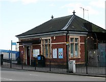 TQ1688 : Kenton station by David Kemp
