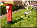 Dorchester: postbox № DT1 69, Normandy Way