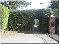 Holly Arch, Coach Drive, Quarndon, Derbyshire