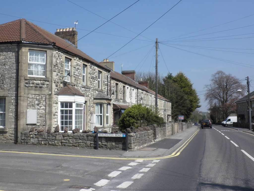 Графство мидсомер. Мидсомер-Нортон. Church of the Holy Ghost Midsomer Norton.