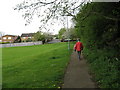 Footpath towards Grovelands, Daventry