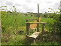 Stiles and footpath to Bircholt Forstal