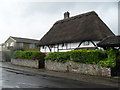 Thatched cottage in Cokeham Lane