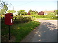 ST6407 : Hermitage: postbox № DT2 198 by Chris Downer