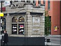 Close up of the Grand Junction Arms, Praed Street