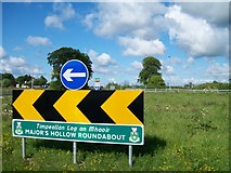 J0611 : The Major's Hollow Roundabout by Eric Jones
