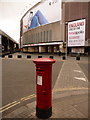 Hammersmith: postbox № W6 47, Queen Caroline Street