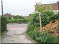 Footpath from Plant Farm emerging into London Road