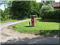 Edwardian postbox at the junction of Hurlands Lane and Knightons lane