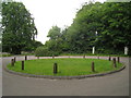 Roundabout at Pippin Avenue