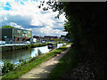 Traffic on the Leeds Liverpool canal