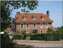 TQ4059 : Norheads Farmhouse, Glovers Close by Oast House Archive