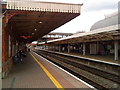 Platforms 4 and 5 at Slough railway station