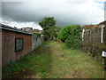 A footpath to High Crompton