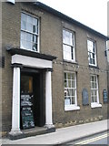 TM2863 : Framlingham Conservative Club in Church Street by Basher Eyre