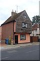 Unusual house in Cross street