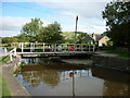 Walking along the Leeds to Liverpool Canal #324