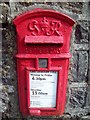 George VI Post Box in Grindlow