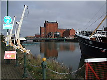 TA2709 : View towards Victoria Mill Grimsby by Richard Hoare